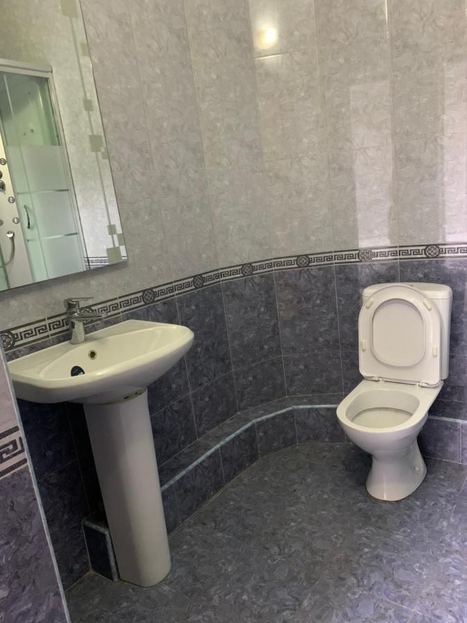 Almaty Backpackers Hostel Εξωτερικό φωτογραφία