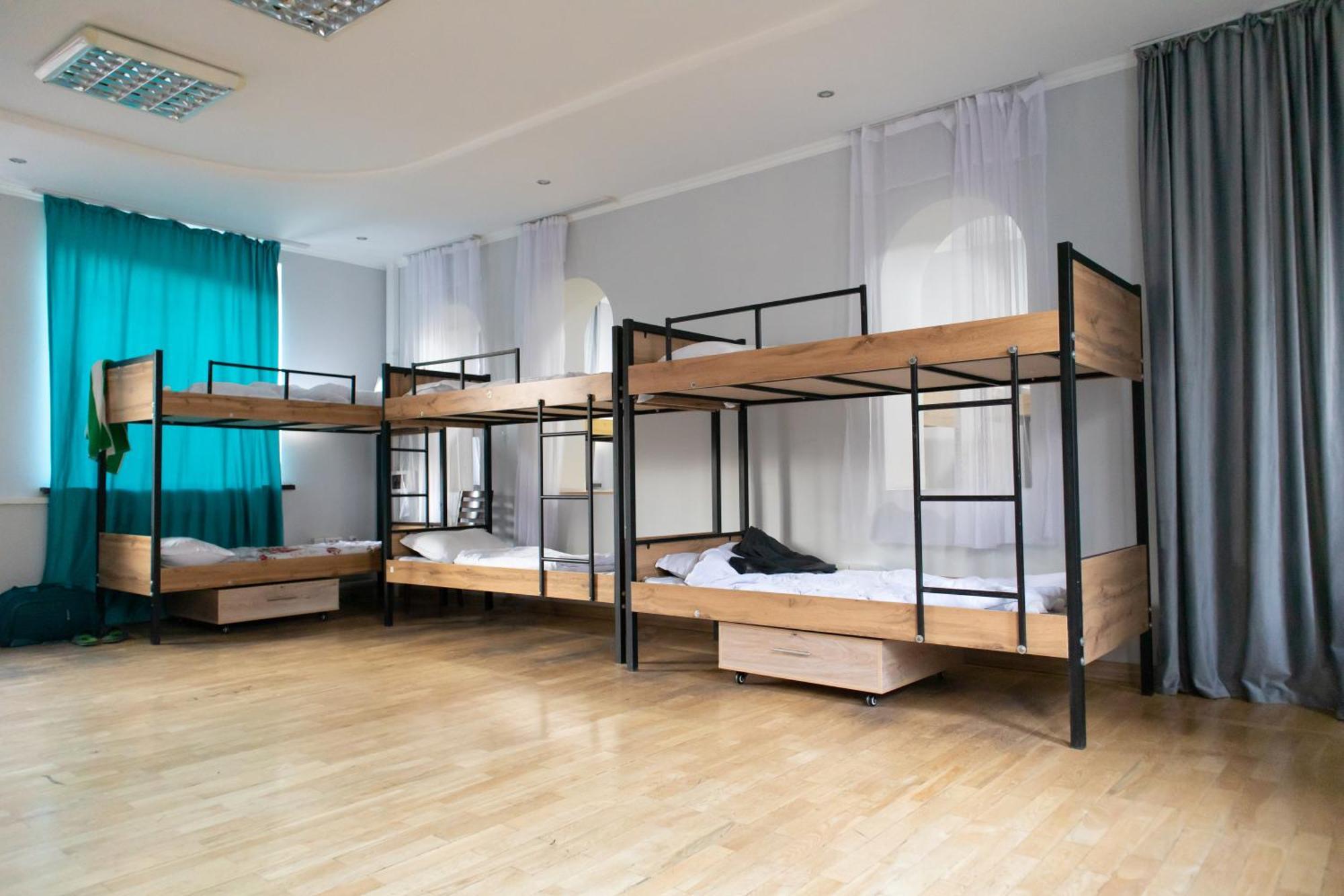 Almaty Backpackers Hostel Εξωτερικό φωτογραφία